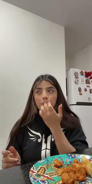 TikTok live: GRWM by @zacil.jimenez