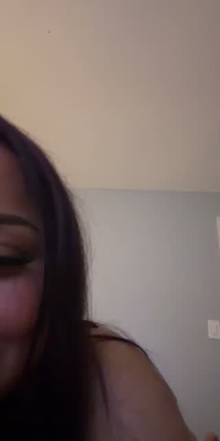 @julissa.escobar TikTok live