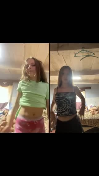 @dzsesszkooo0 TikTok live stream