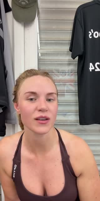 TikTok live: MMA session 🤍 by @hattiejames02