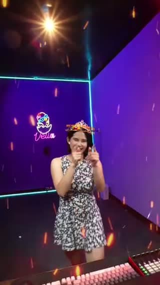 TikTok live: Let's make a crowd by @velia_ps