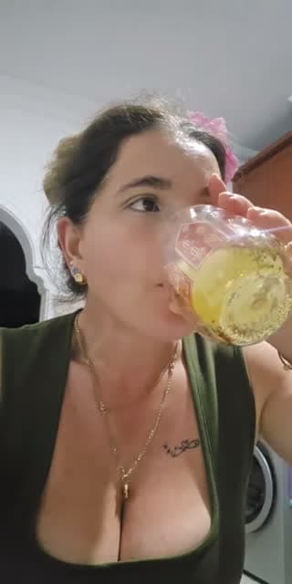 @yasemin.kahyaogul6 TikTok live stream
