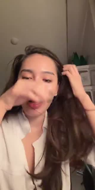 @nonnn.mel TikTok live