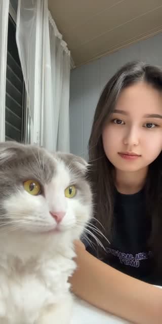 @eralievaaa___ TikTok live stream