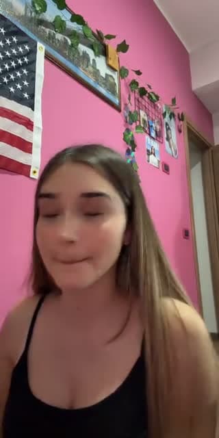 @maggieeitsme TikTok live stream