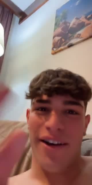 @edgarduraann TikTok live