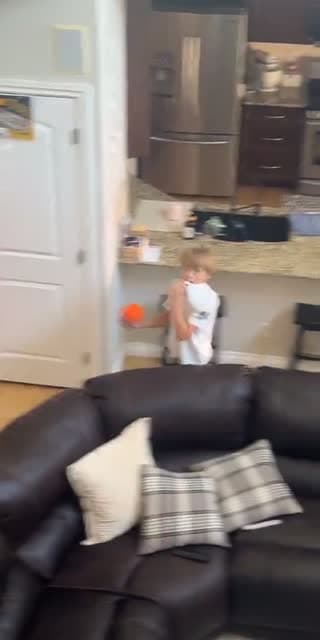@minihoopgang22 TikTok live stream
