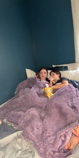 @meowwoah2 TikTok live stream