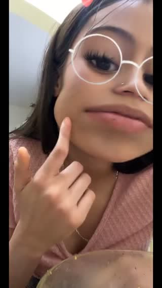 @renata_ortega107 TikTok live stream