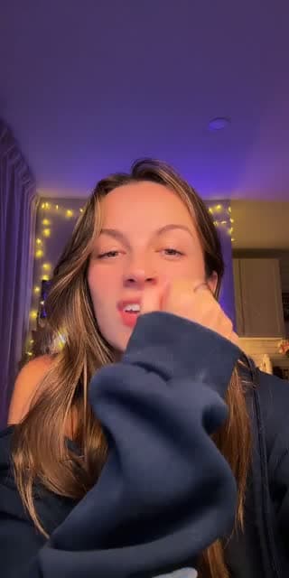 HAPPY FRIDAYY