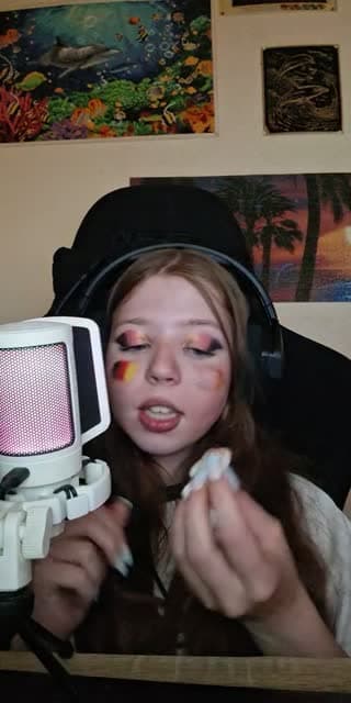 Lets Go LIVE! - @justlina_1