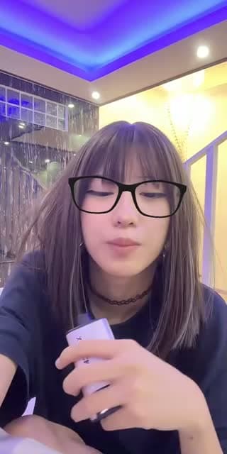 @meimeiou_ TikTok live
