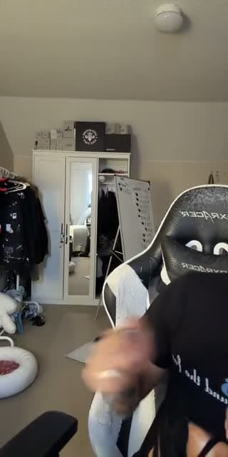 TikTok live: Gift gallery by @posterboyren