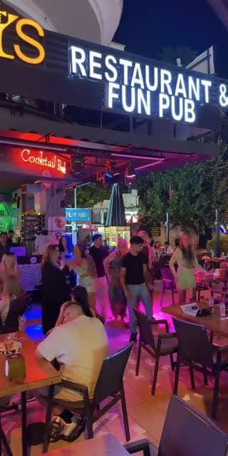 @madboysmarmarisuk TikTok live stream