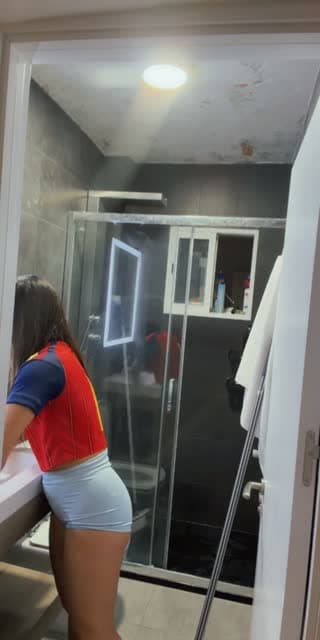 @guachimana TikTok live stream