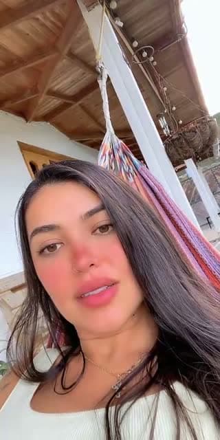 TikTok live: Buenas noches by @shavy_17_