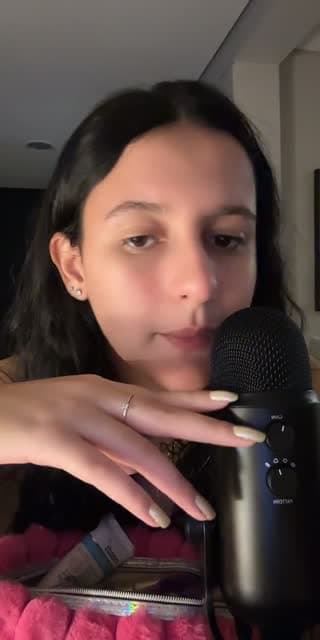 ASMR - @cuteasmrr