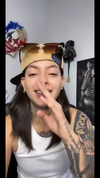@la_irreverente_ TikTok live