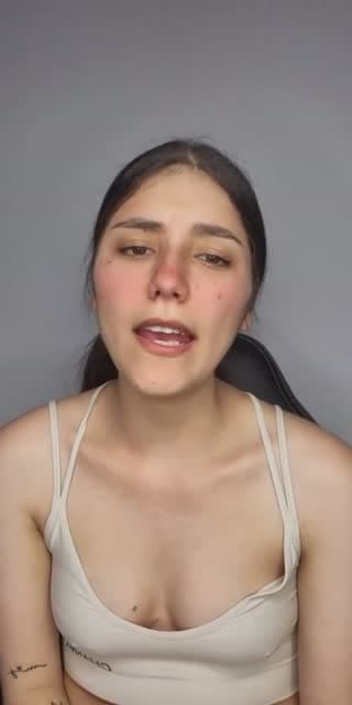 TikTok live: Solo los lindos entran 🤭 by @princesa202515