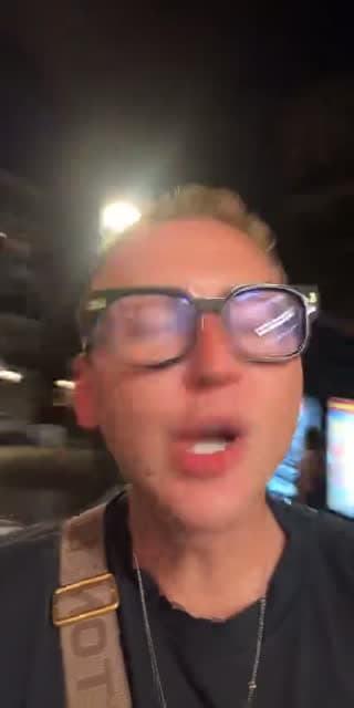 @colorist696 TikTok live