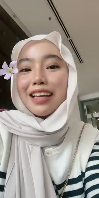 @esya._.0 TikTok live