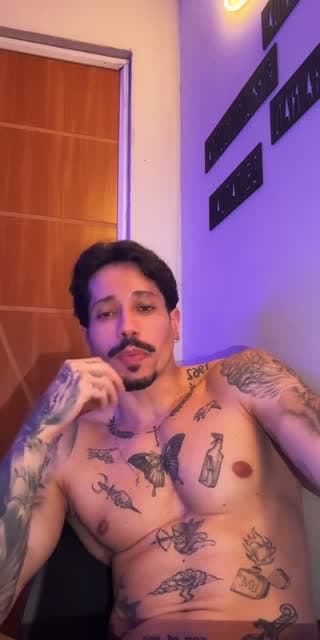 @julianomotaa TikTok live stream
