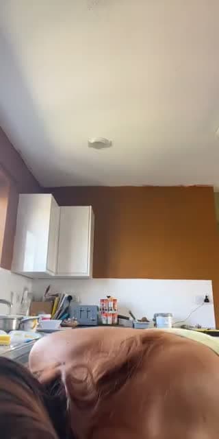 TikTok live: Breakfast w/ my mini me by @larakellam