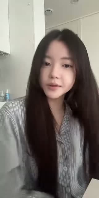 @sooxooxn0112 TikTok live stream