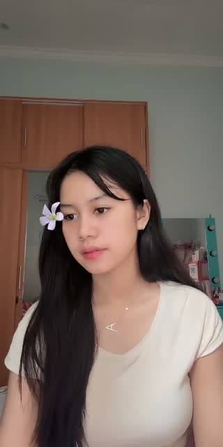 @arinrhmwnt TikTok live stream