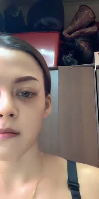 @eiydxrxdz_ TikTok live stream