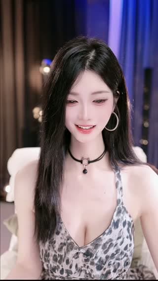 TikTok live: 是你征服不了的女人 by @bufiruwe13l