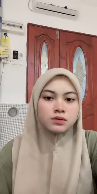 @syzaniaezaaa TikTok live stream