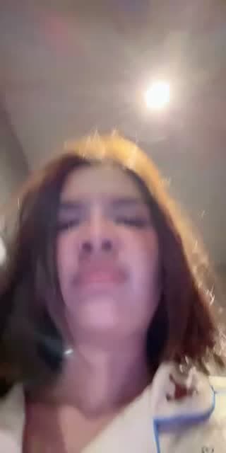 @janeydm TikTok live stream