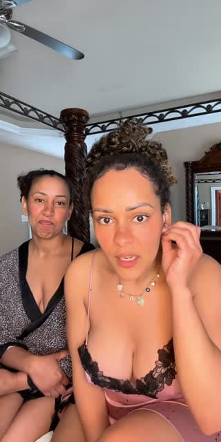 @mamacitaonduty TikTok live from 2026-06-20