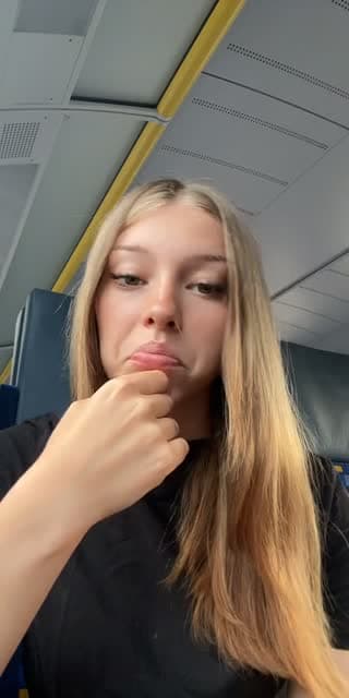 TikTok live: gyere be😂 by @_torpilla_007