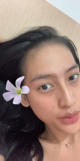 @sisilllwee TikTok live