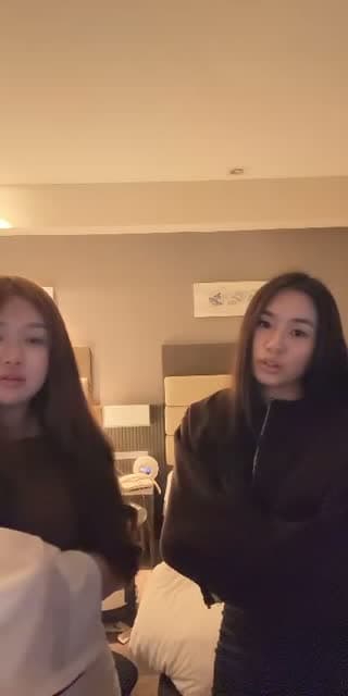 @_jennicasy TikTok live stream