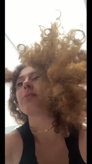 @hnura_a TikTok live stream