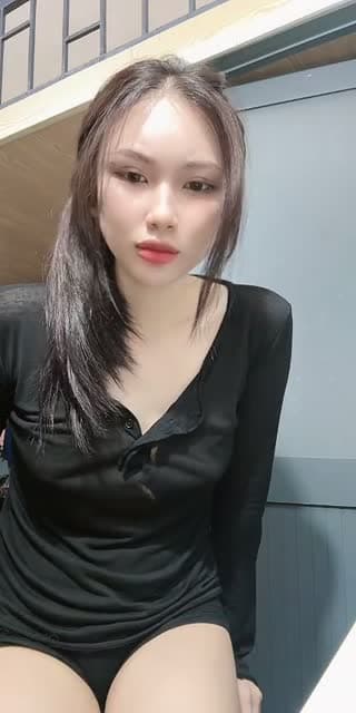 @linh100620 TikTok live