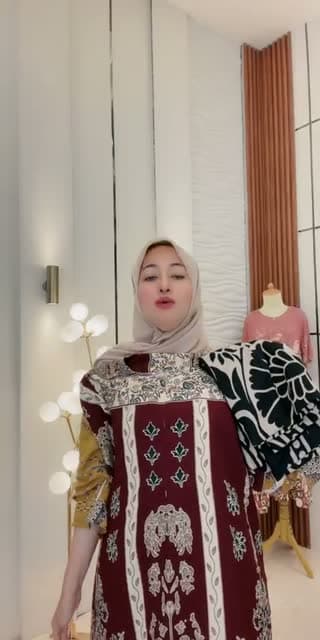 @homedressfns TikTok live stream