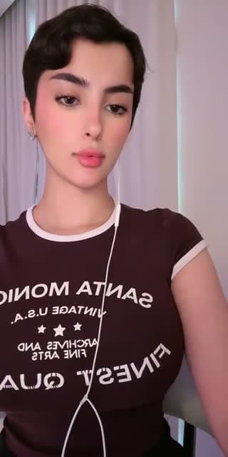 @qata.6 TikTok live stream