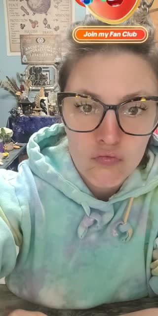 @theamberoak TikTok live stream