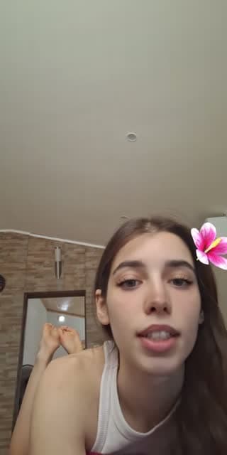 @daryana9103 TikTok live stream