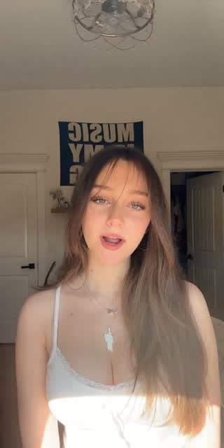 @urs0sw33t TikTok live