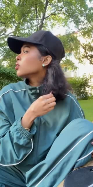@angela_afro444 TikTok live