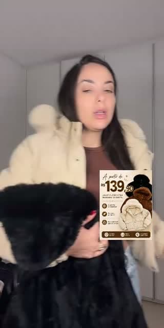 @carolinavianaaa TikTok live stream