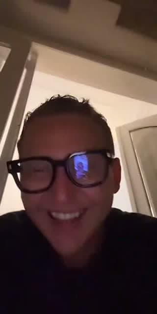 @colorist696 TikTok live