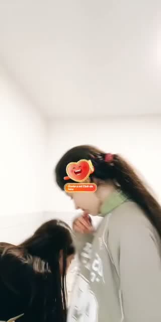 @flor.muri.maca TikTok live
