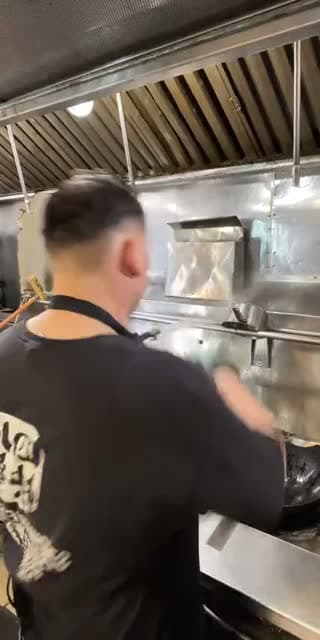 TikTok live: Szechuanexpresspgh.com by @jasonlin200