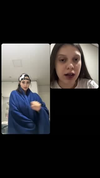 @juliiaaoff TikTok live